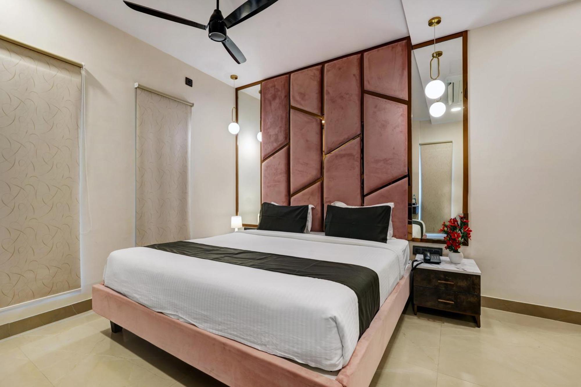 Astra Hotels & Suites - Koramangala Бангалор Екстериор снимка